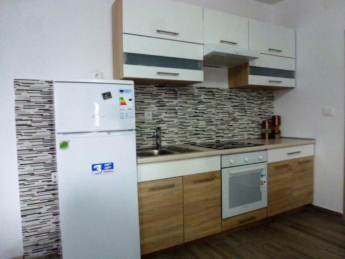 שיבניק Apartmani Slavica מראה חיצוני תמונה
