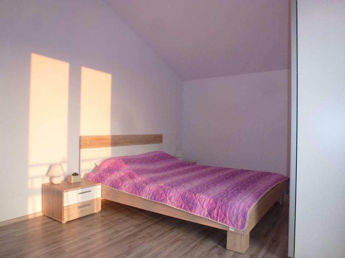 שיבניק Apartmani Slavica מראה חיצוני תמונה