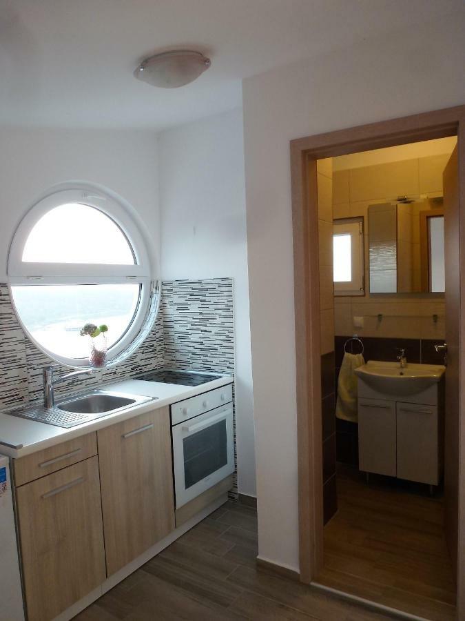 שיבניק Apartmani Slavica מראה חיצוני תמונה