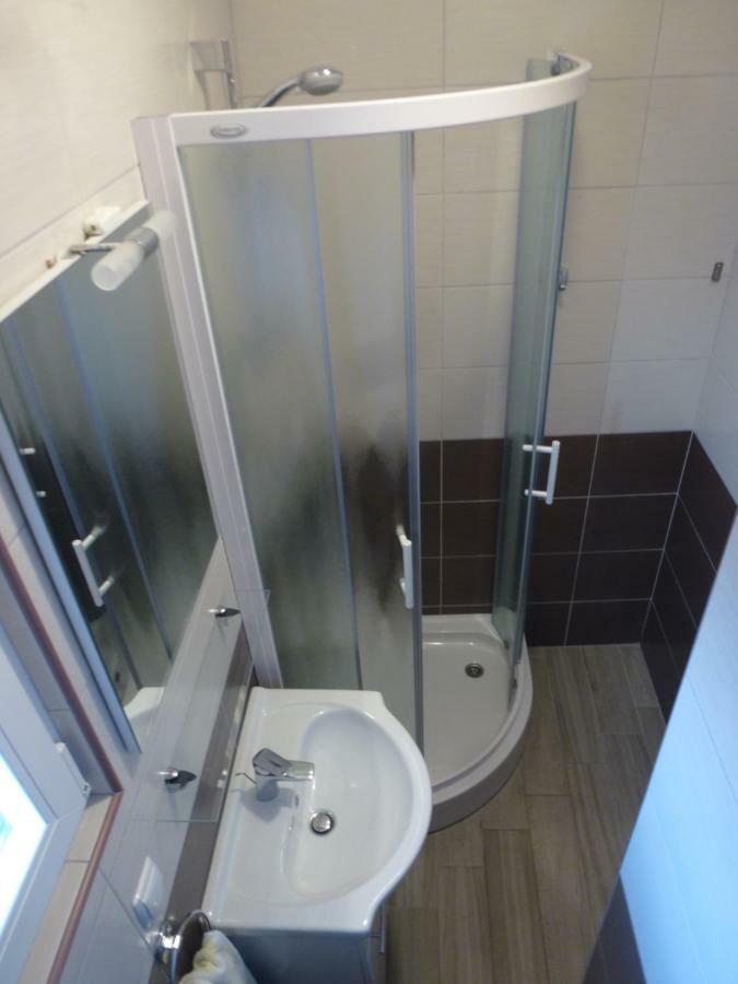 שיבניק Apartmani Slavica מראה חיצוני תמונה